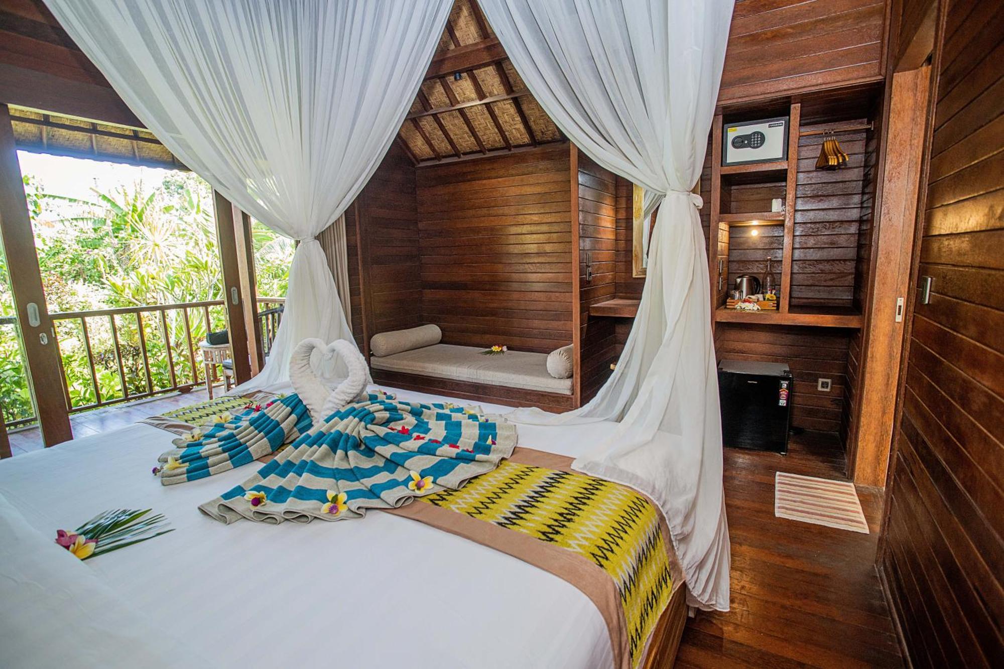 Hotel The Parnas à Lembongan Extérieur photo