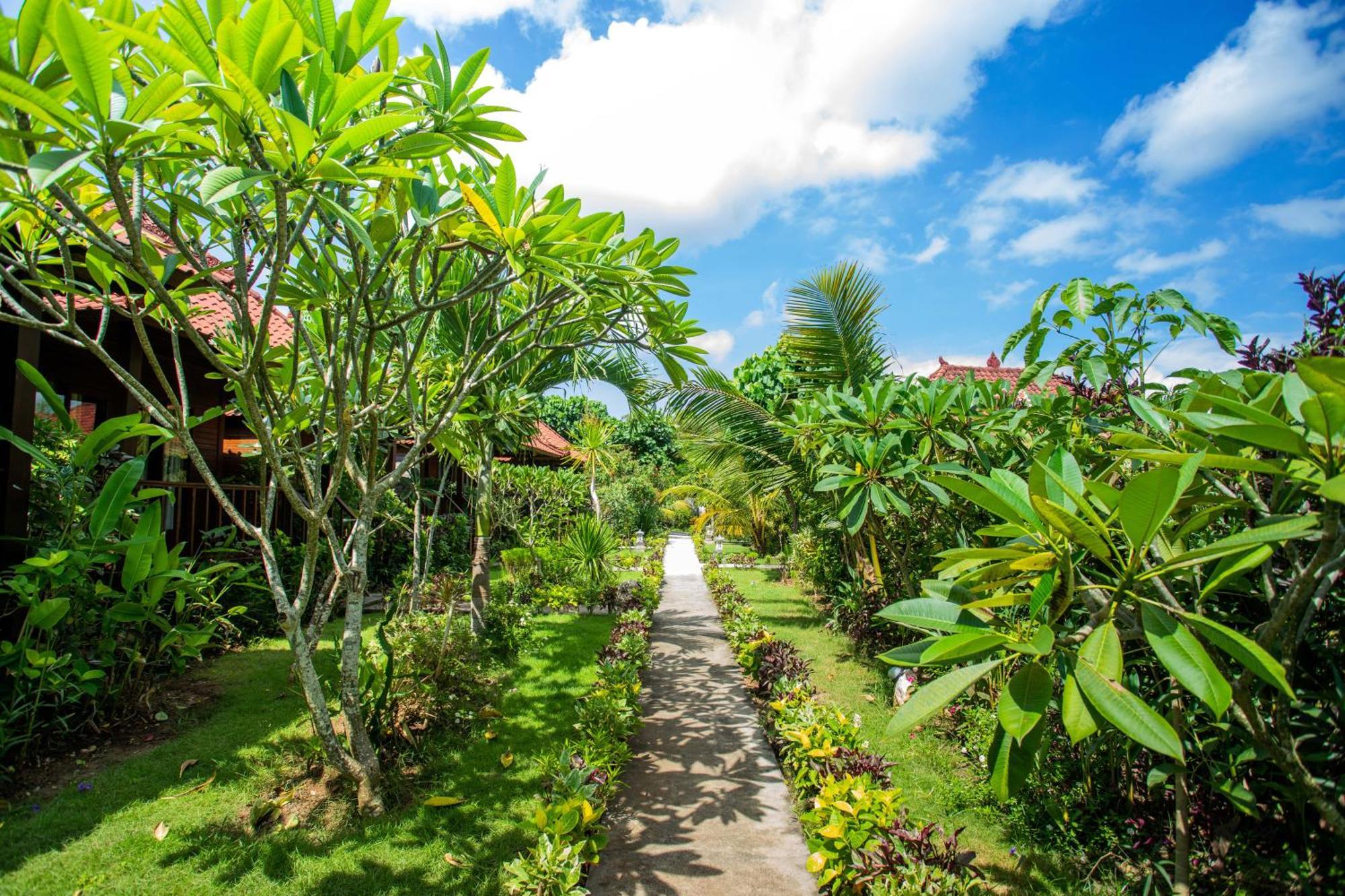 Hotel The Parnas à Lembongan Extérieur photo