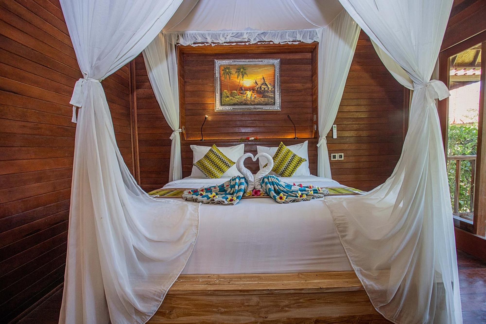 Hotel The Parnas à Lembongan Extérieur photo