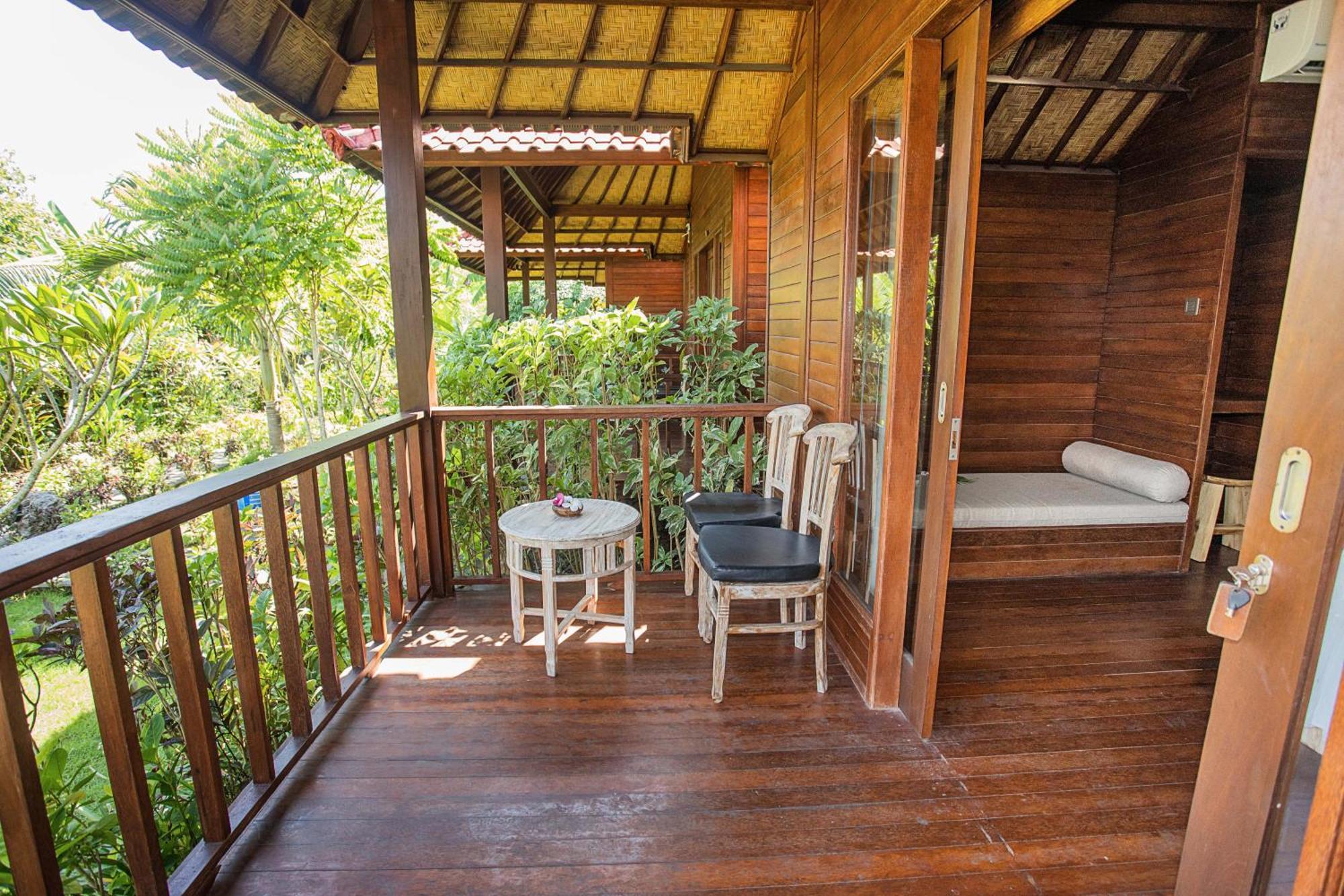 Hotel The Parnas à Lembongan Extérieur photo