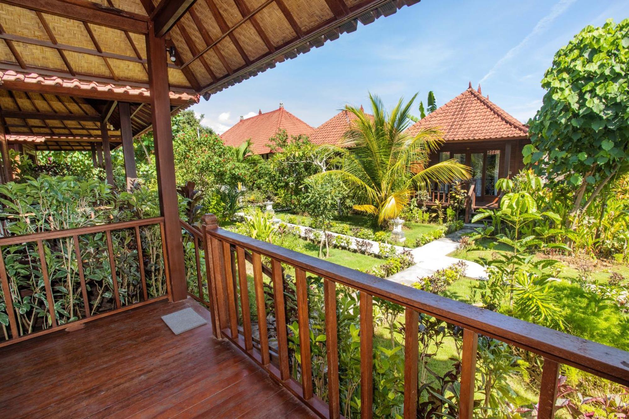 Hotel The Parnas à Lembongan Extérieur photo