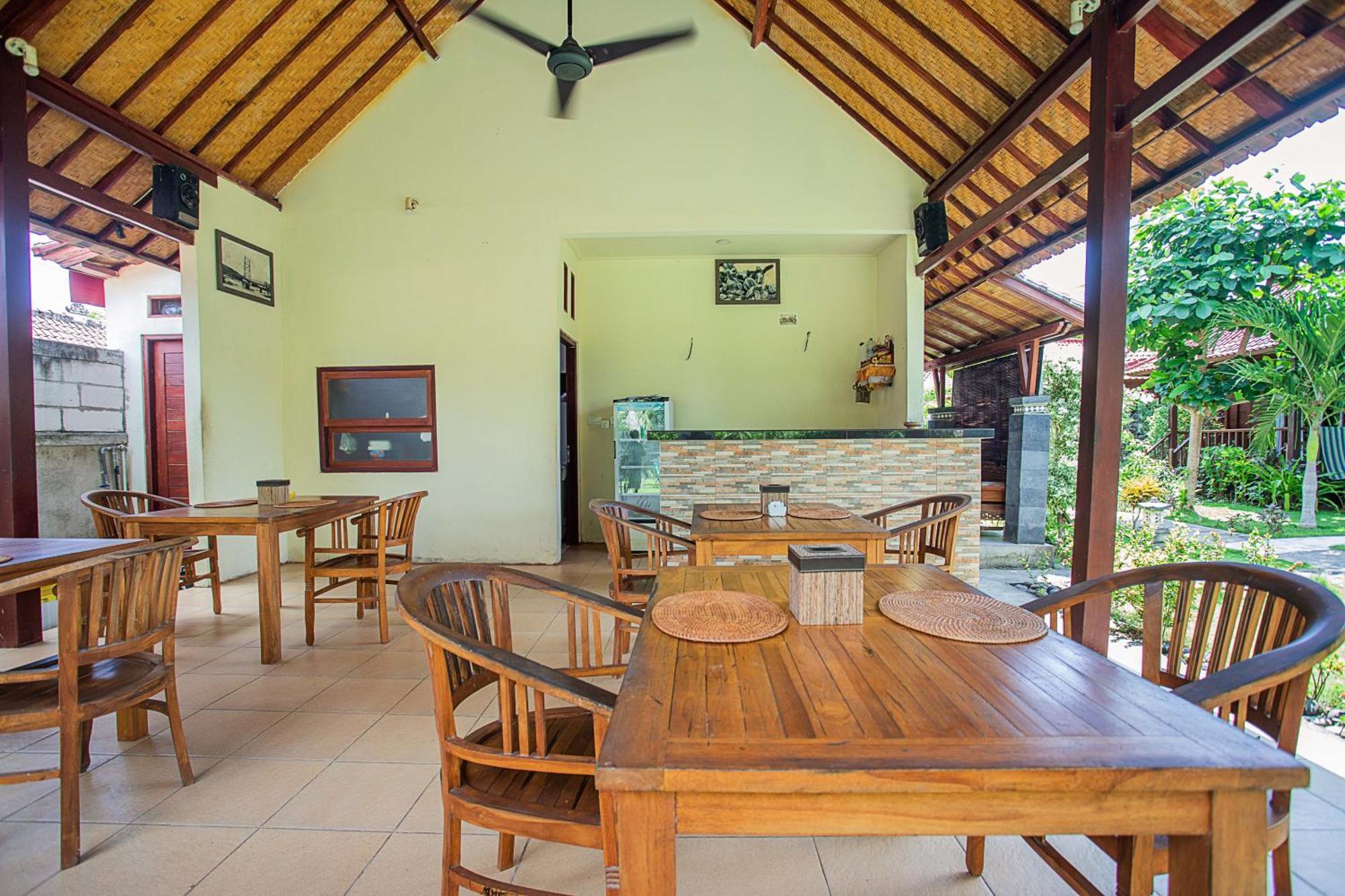 Hotel The Parnas à Lembongan Extérieur photo